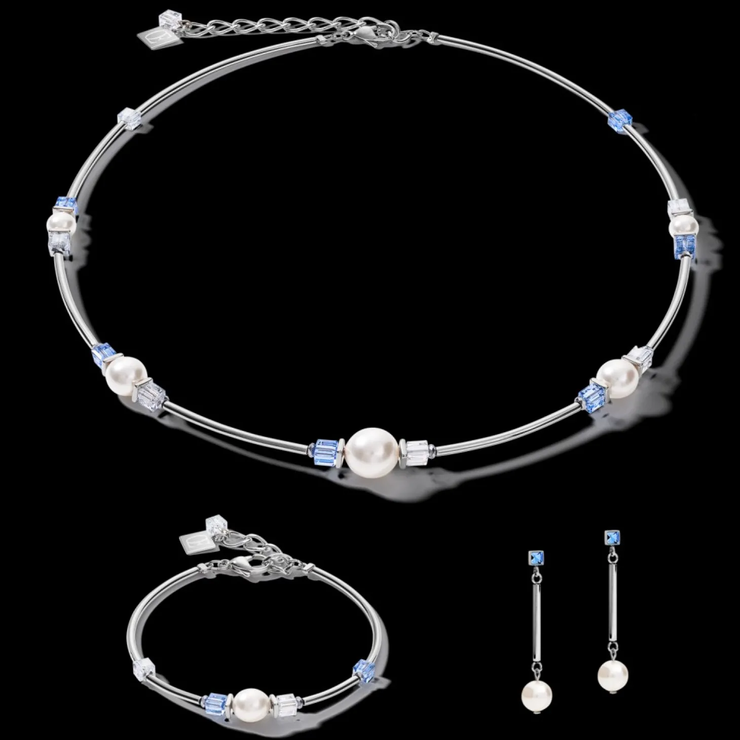 COEUR DE LION Earrings Crystal Pearls, Crystals & Stainless Steel Silver-Light Blue