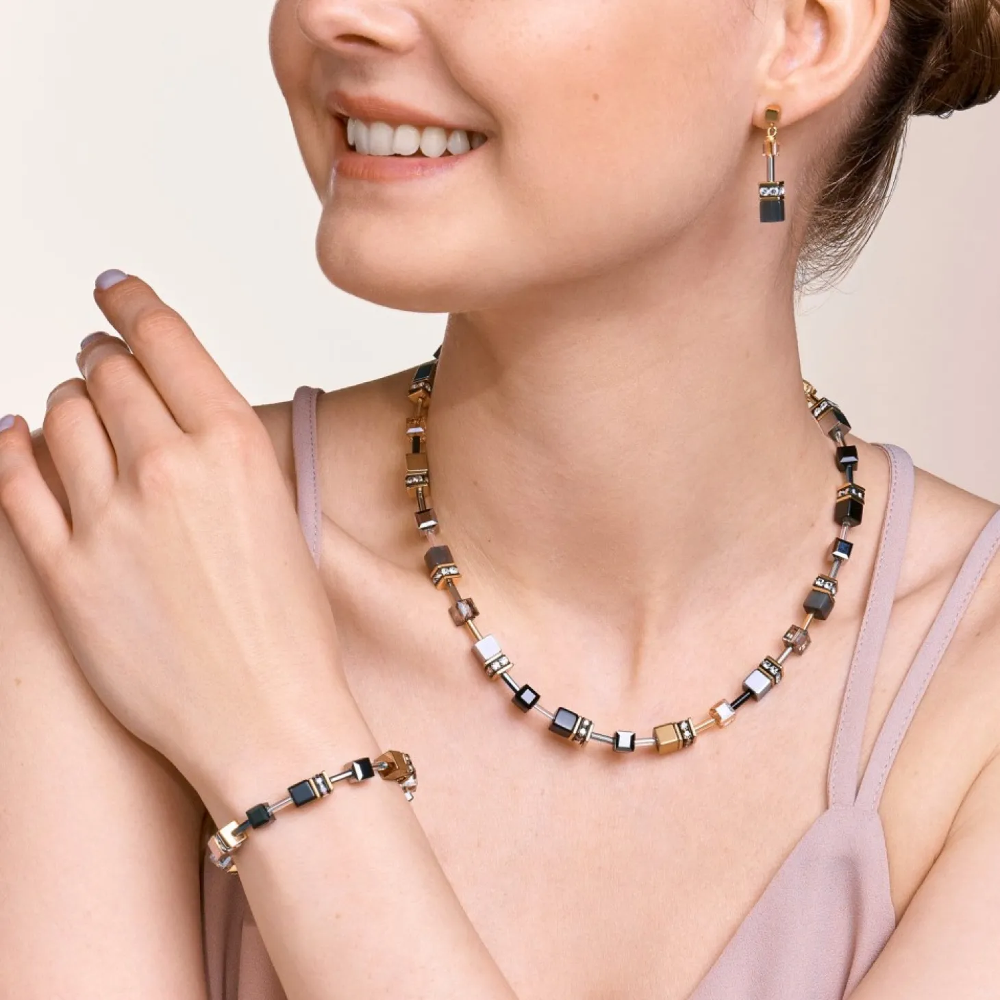 COEUR DE LION Geocube® Necklace Grey-Gold