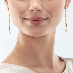 COEUR DE LION Modern Chain Earrings With Freshwater Pearl Charms Gold